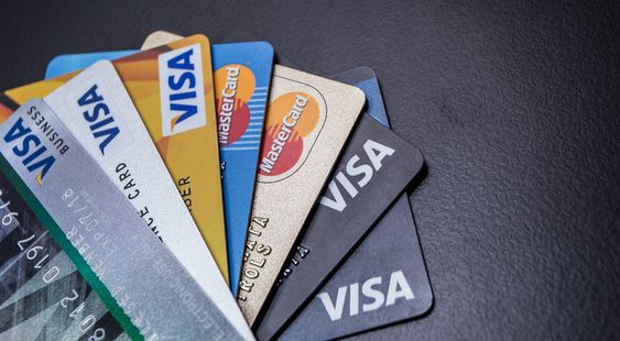 Có hay không dịch vụ làm thẻ tín dụng trọn gói không chứng minh tài chính?